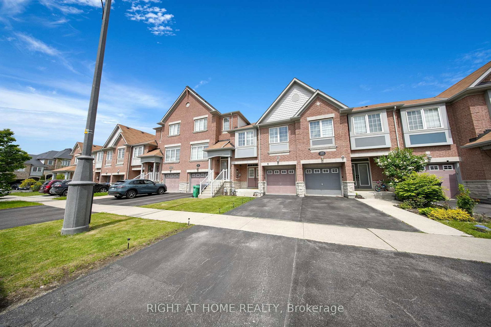 51-lorenzo-circle-brampton-ontario-w12653582