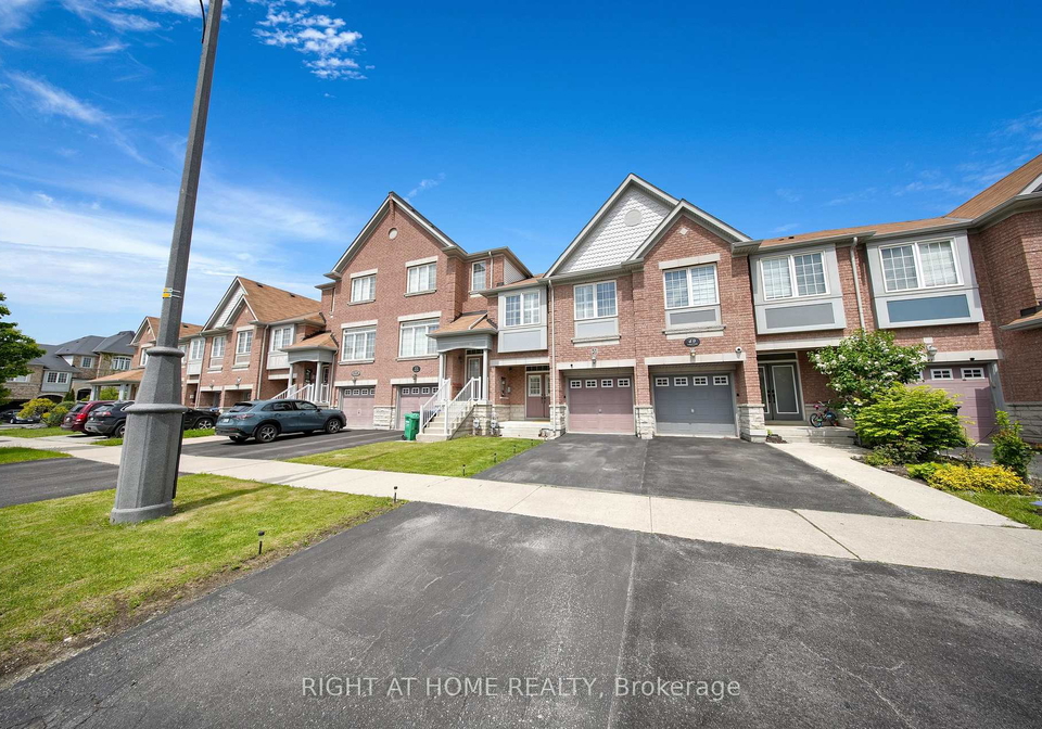 51-lorenzo-circle-brampton-ontario-w12653582