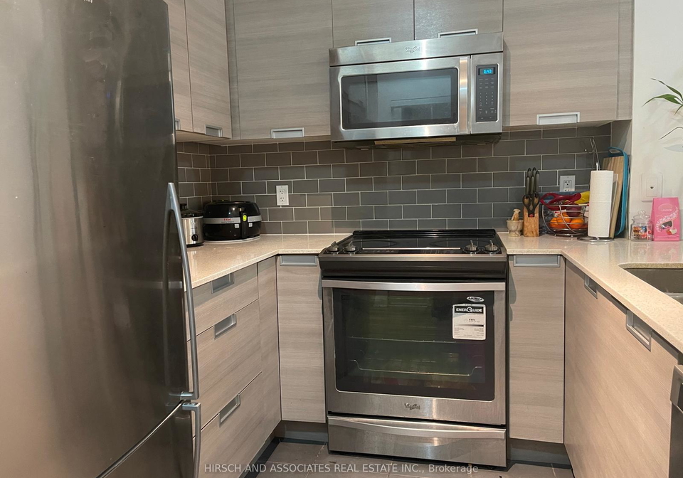 75-eglinton-avenue-w-mississauga-ontario-w12653588