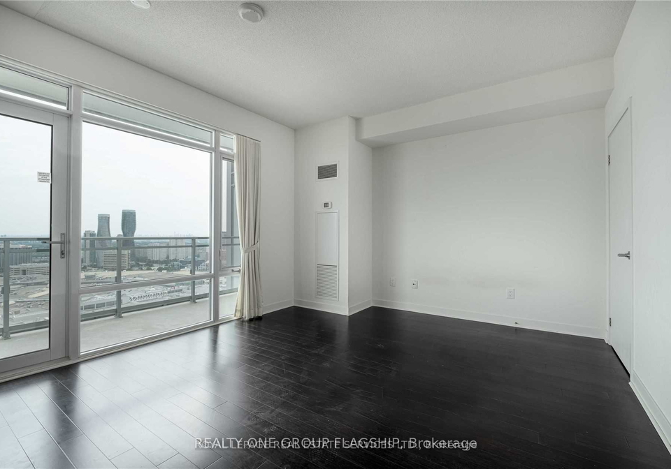 360-square-one-drive-mississauga-ontario-w12653714
