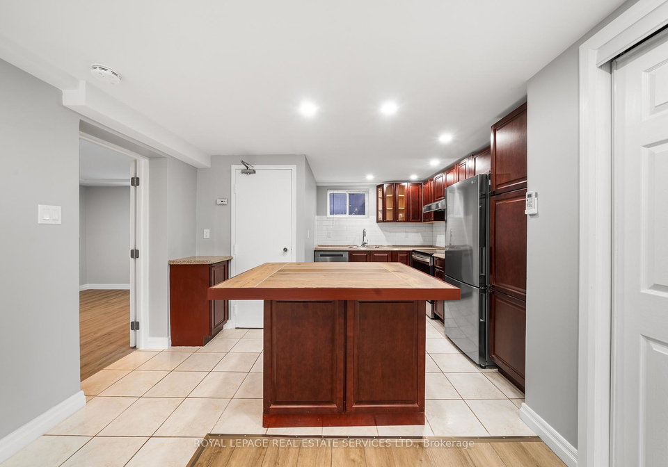 48a-arcadian-circle-etobicoke-ontario-w12654604