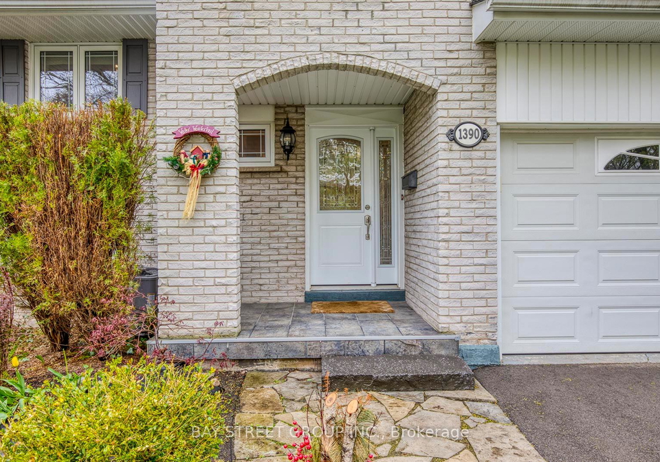 1390-hastings-road-oakville-ontario-w12654824