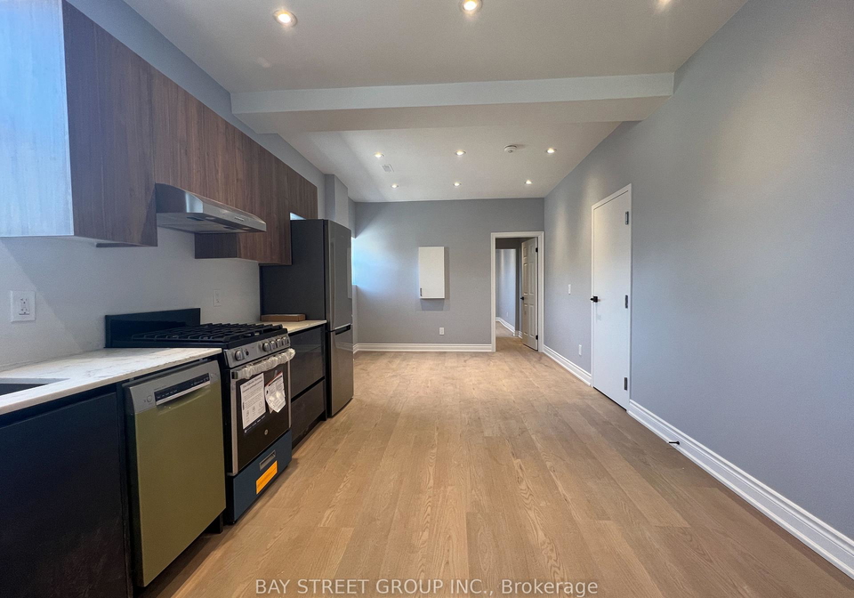 2386-lake-shore-boulevard-w-etobicoke-ontario-w12654858