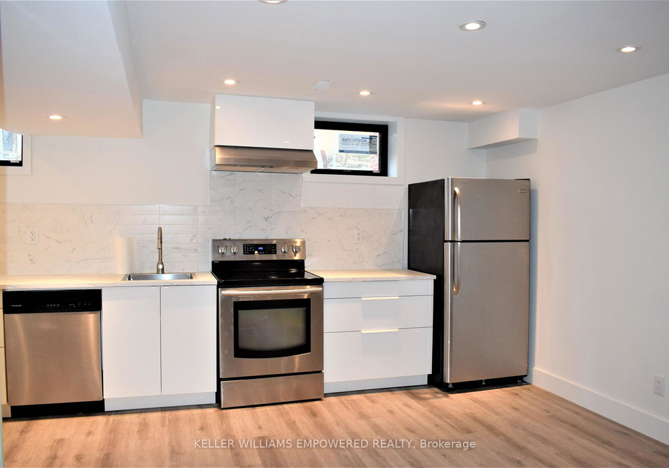 33-ianhall-road-york-ontario-w12655516
