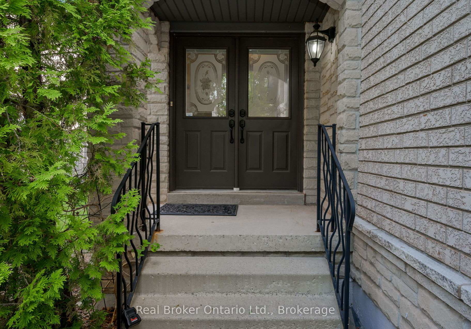 2189-shorncliffe-boulevard-oakville-ontario-w12655734