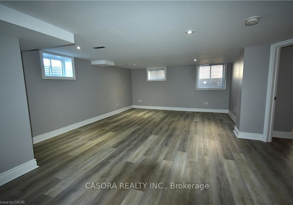 2176-queensway-drive-burlington-ontario-w12656252