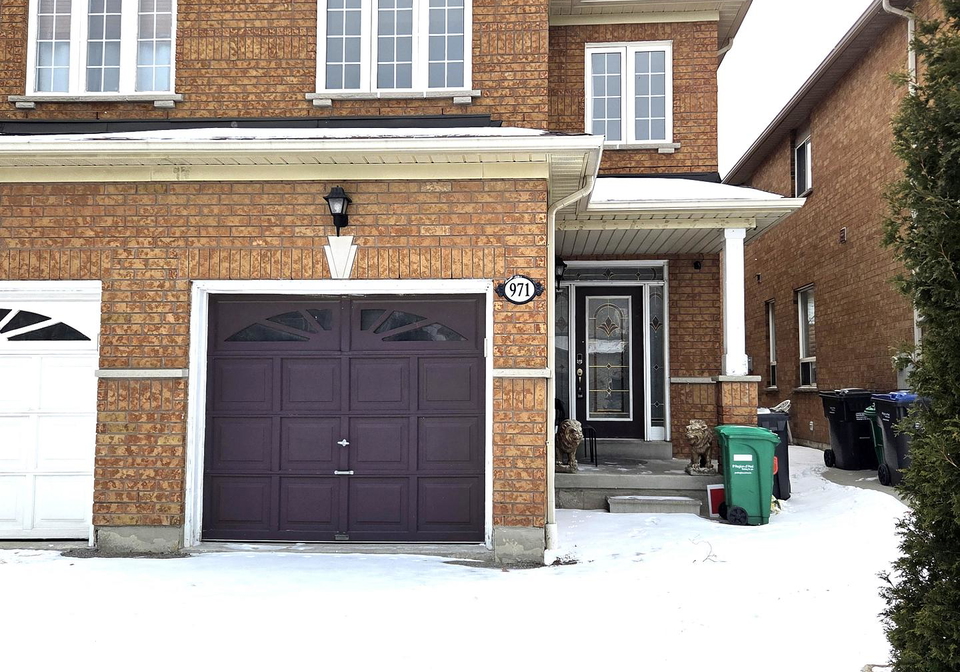 971-ledbury-crescent-mississauga-ontario-w12656286