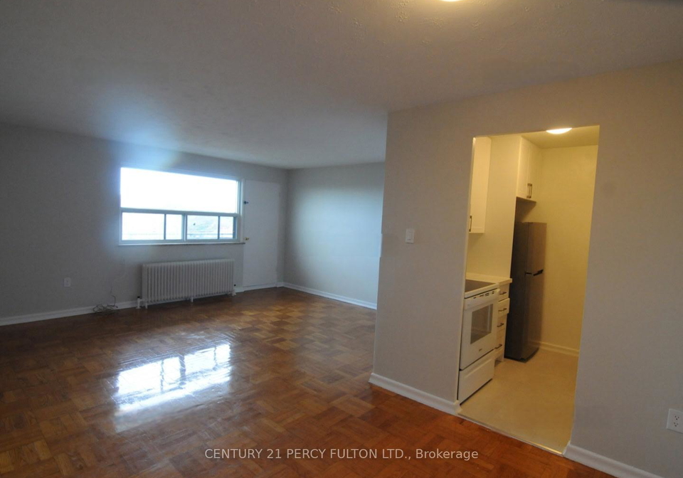 1305-wilson-avenue-york-ontario-w12656522