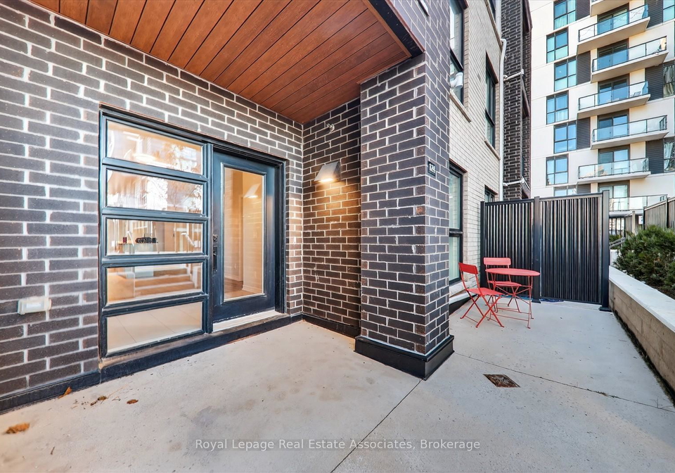 349-wheat-boom-drive-oakville-ontario-w12656626