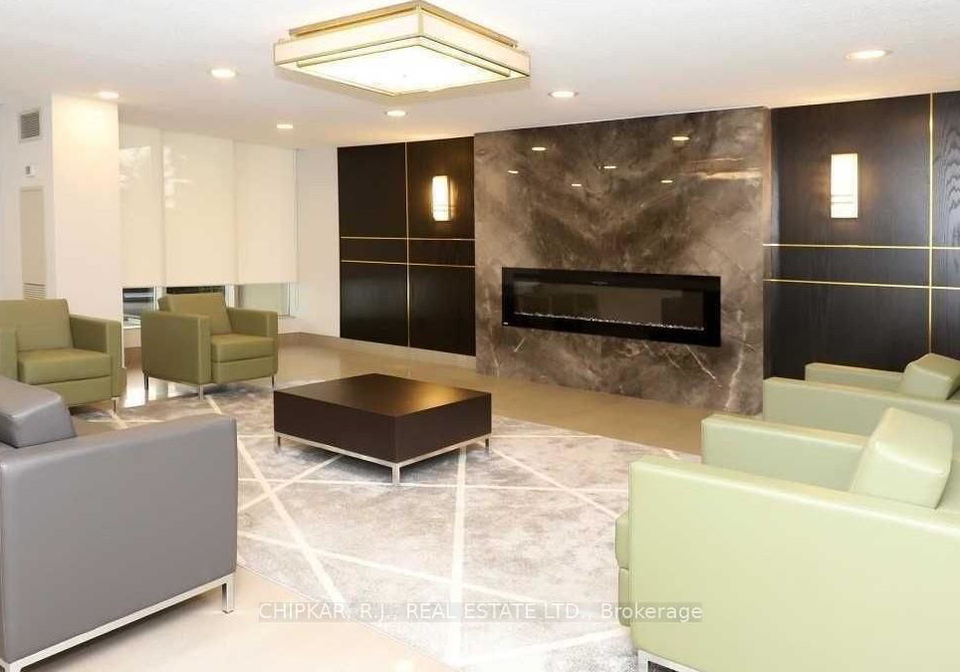 820-e-burnhamthorpe-road-etobicoke-ontario-w12656630