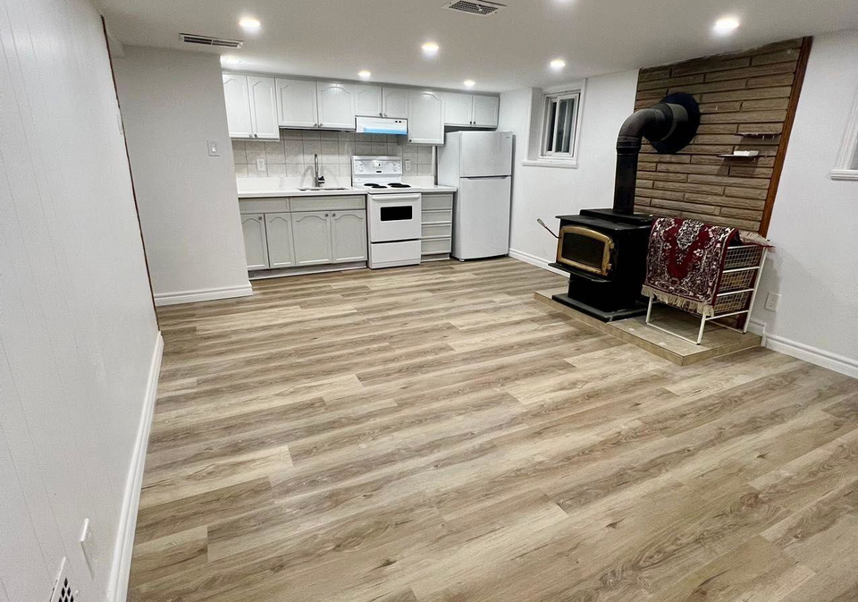 354-kane-avenue-toronto-ontario-w12657048