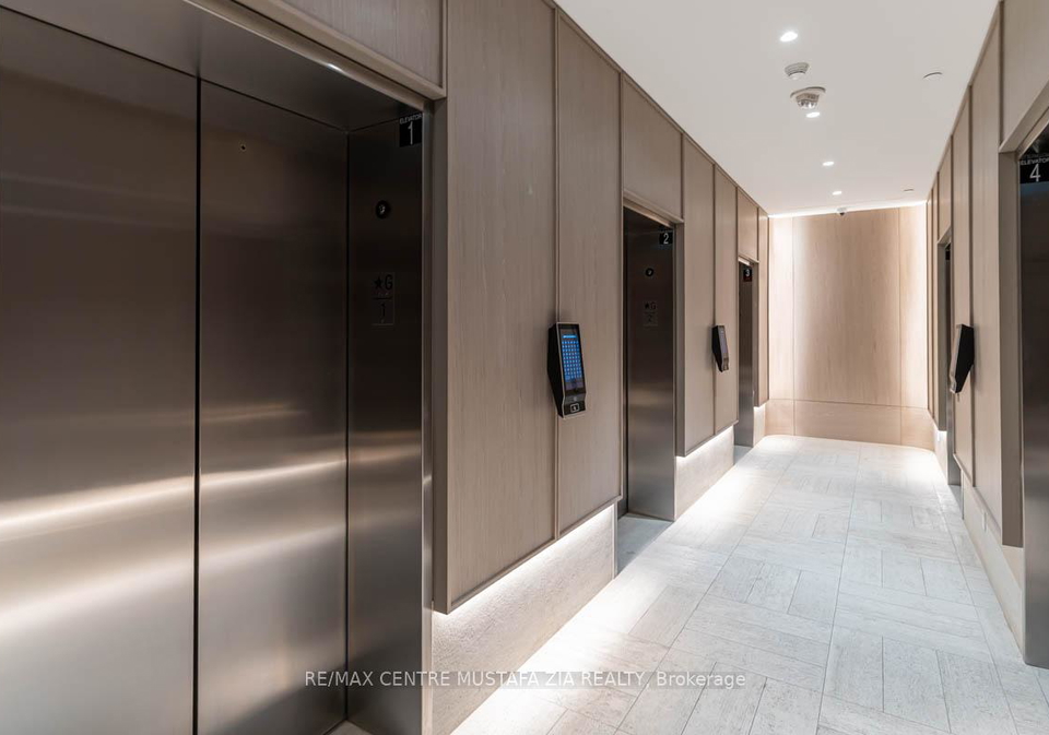 4015-the-exchange-mississauga-ontario-w12657076