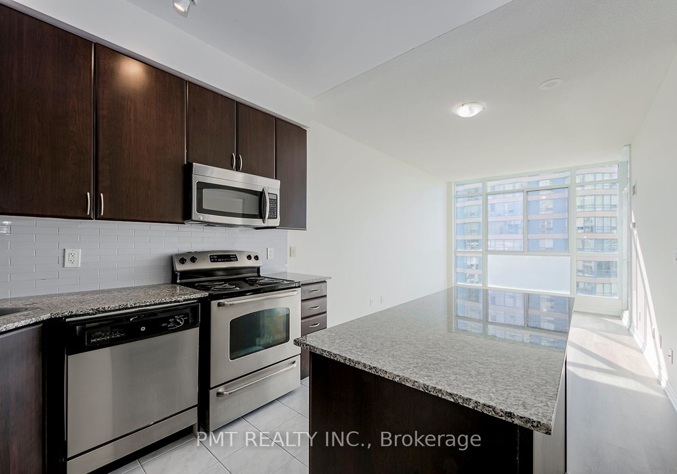 225-webb-drive-mississauga-ontario-w12657112