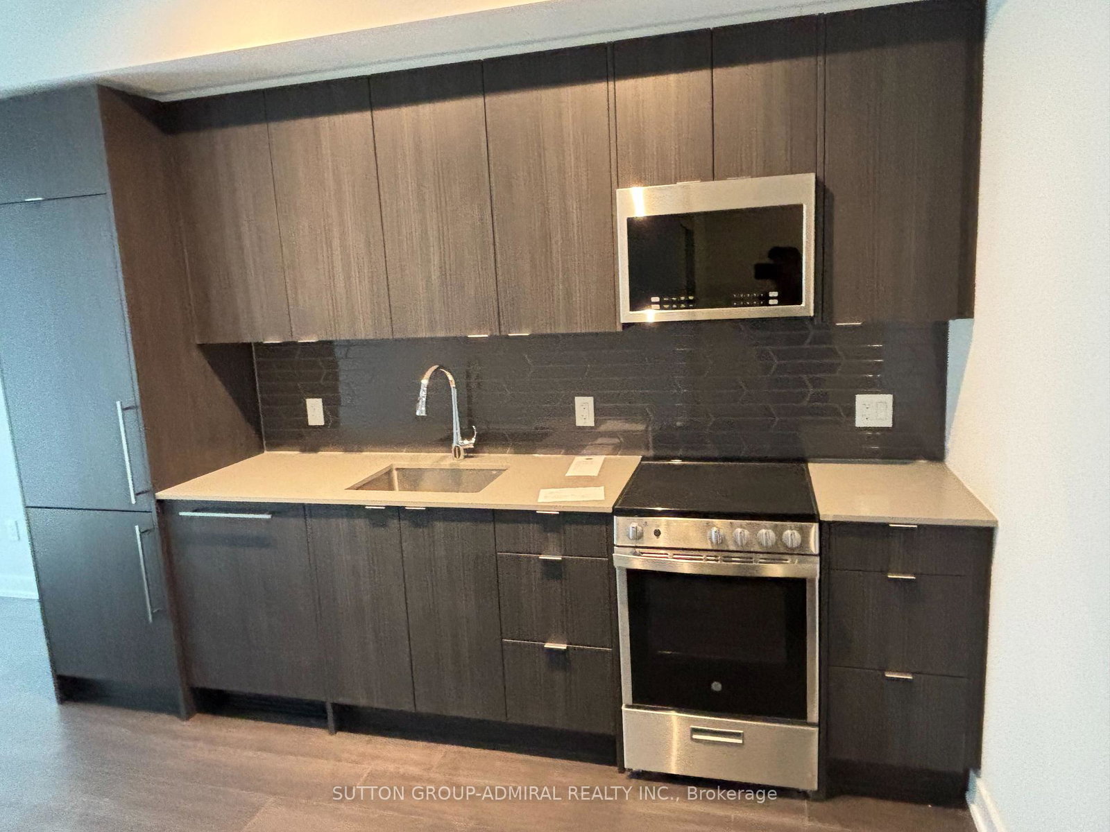 4130-parkside-village-drive-mississauga-ontario-w12657282