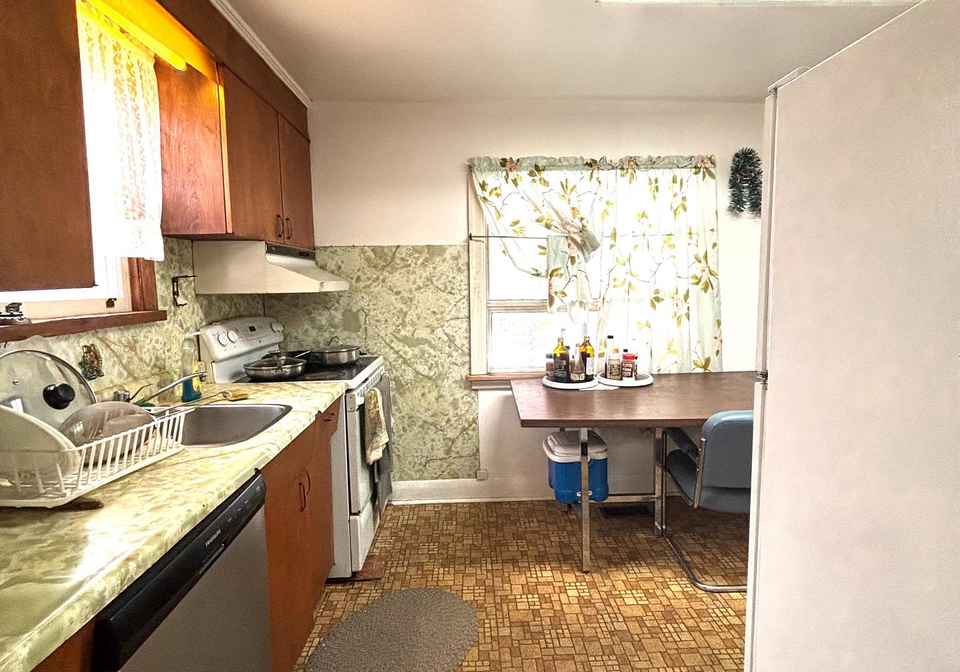 127-thirtieth-street-etobicoke-ontario-w12657308