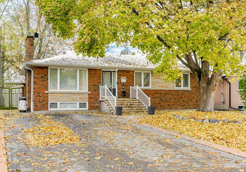 1885-hindhead-road-mississauga-ontario-w12657478