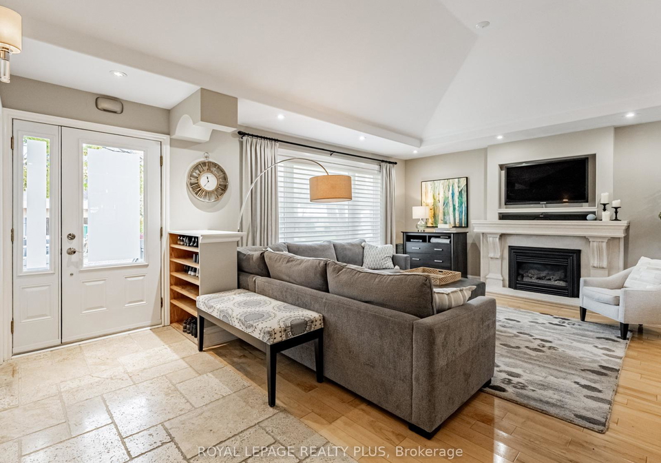 1885-hindhead-road-mississauga-ontario-w12657478