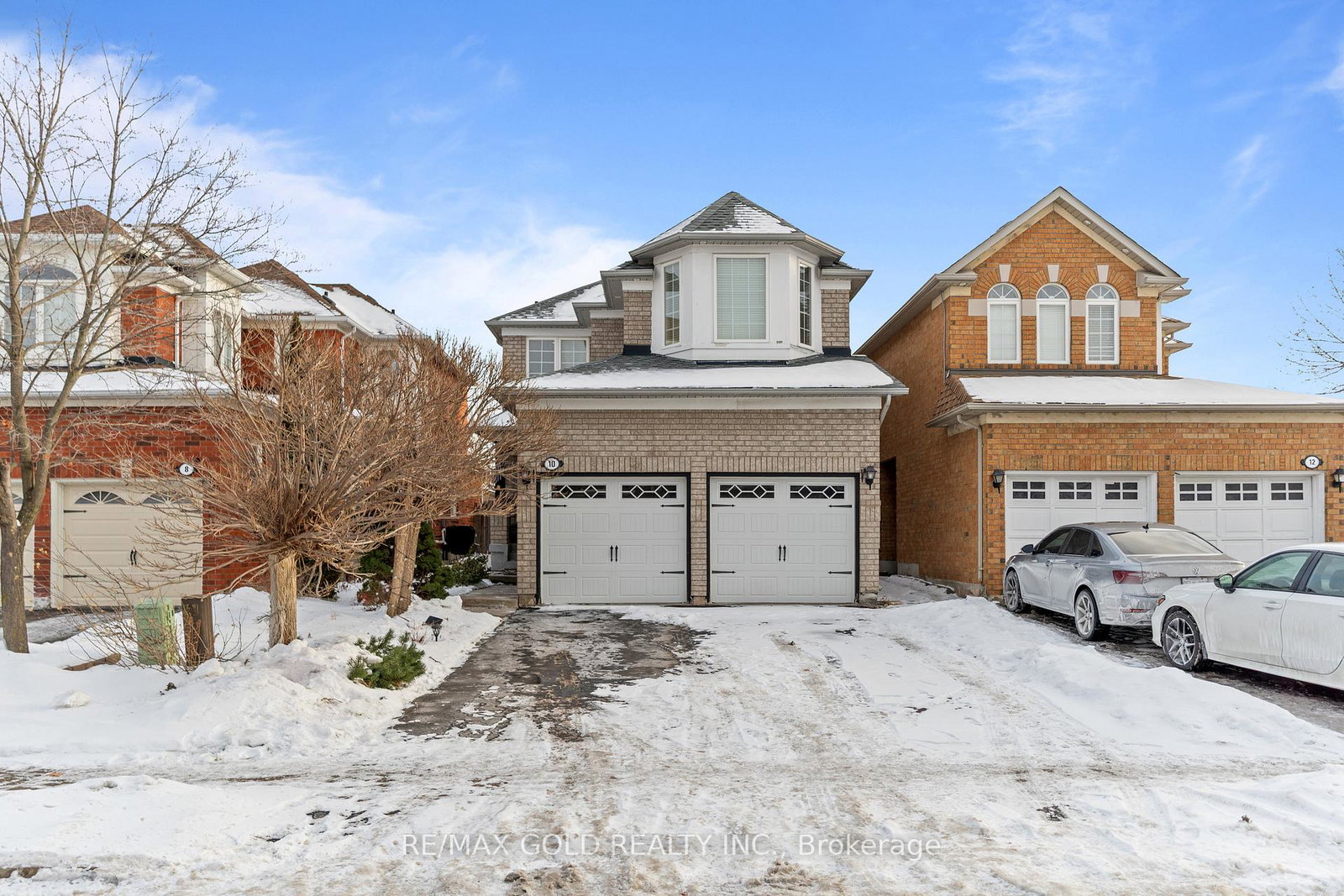 10-narrow-valley-crescent-brampton-ontario-w12658132
