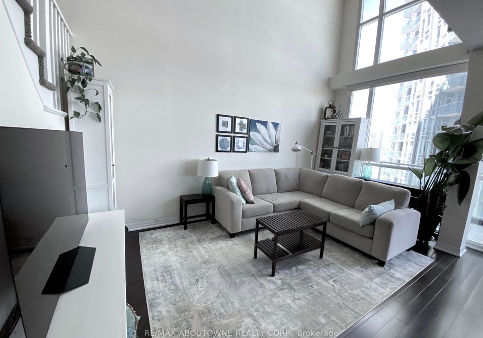 223-webb-drive-mississauga-ontario-w12658686