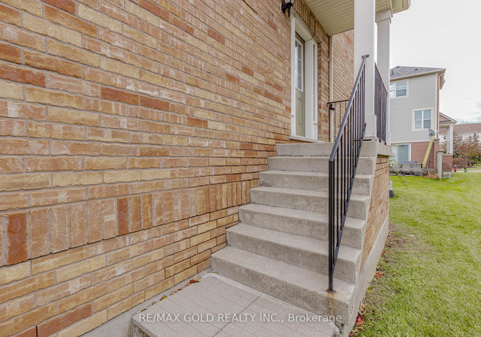 5980-whitehorn-avenue-mississauga-ontario-w12658798