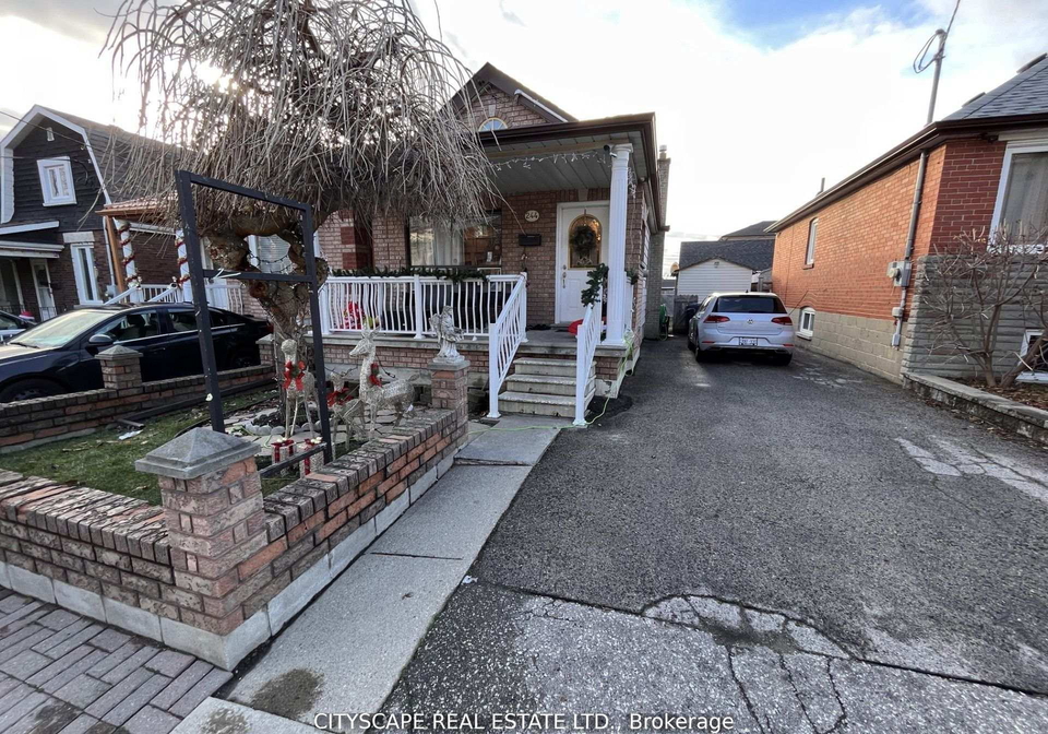 244-rosethorn-avenue-toronto-ontario-w12658816