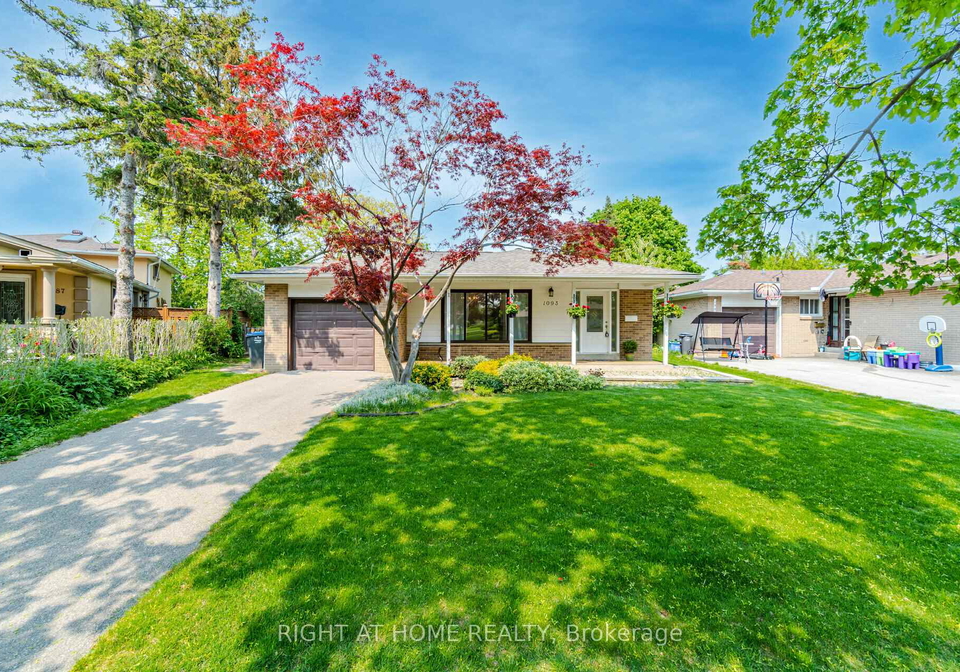 1093-parthia-crescent-mississauga-ontario-w12659116