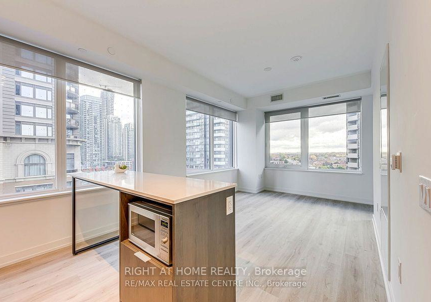 395-square-one-drive-mississauga-ontario-w12659252