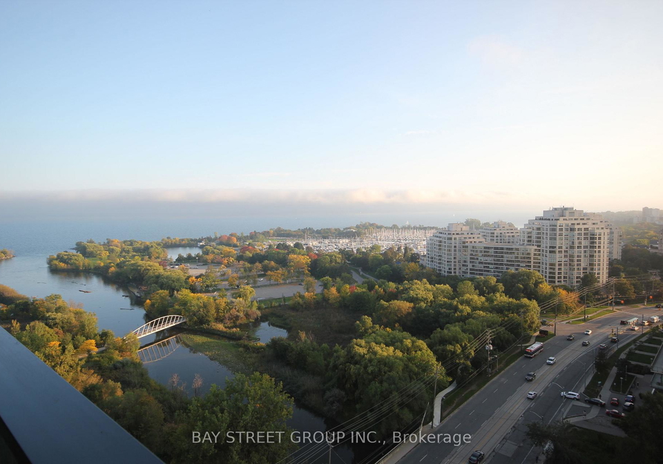 2200-lake-shore-boulevard-etobicoke-ontario-w12659390