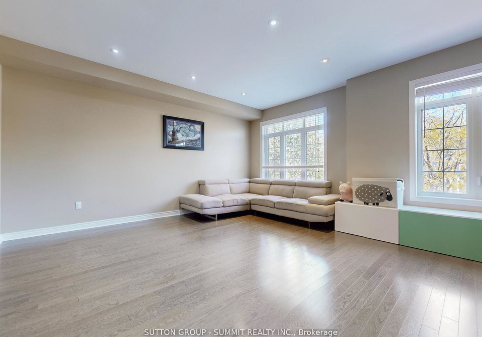 3050-eberly-woods-drive-oakville-ontario-w12659468
