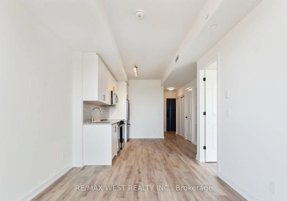 335-wheat-boom-drive-oakville-ontario-w12659766