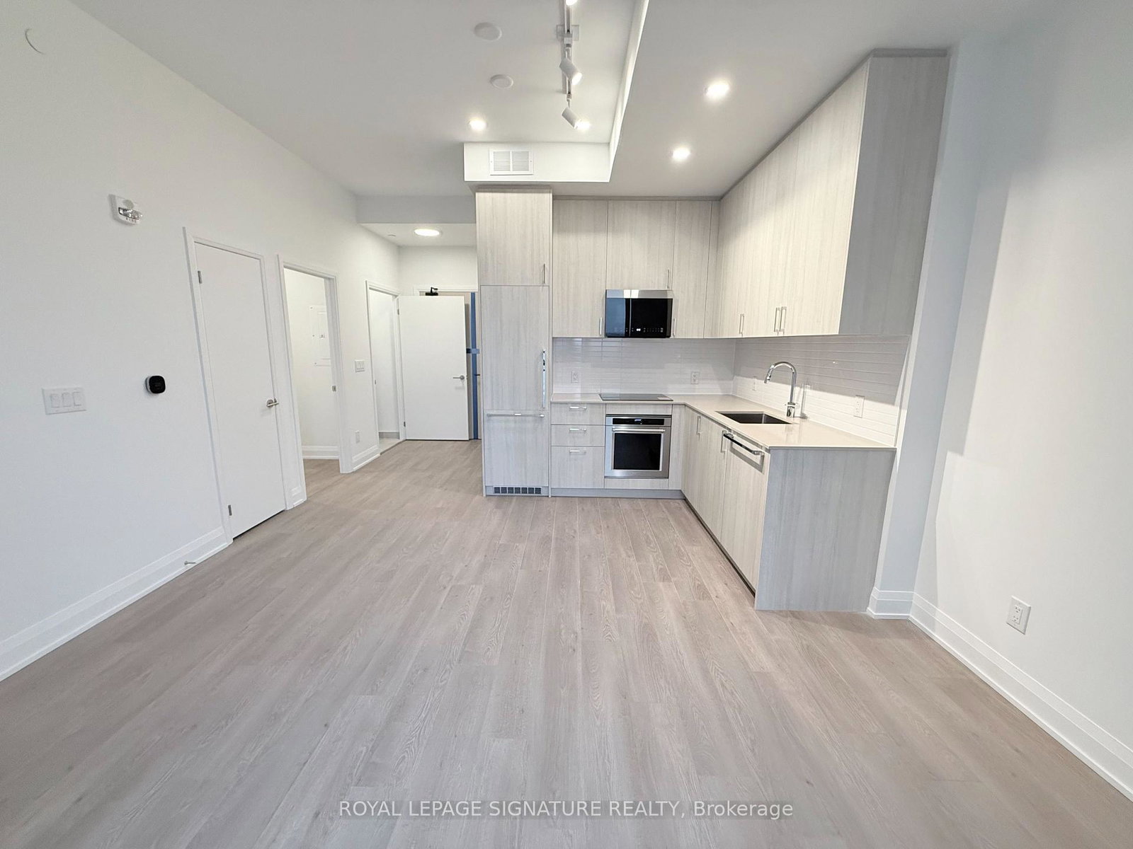 3250-carding-mill-trail-oakville-ontario-w12659842
