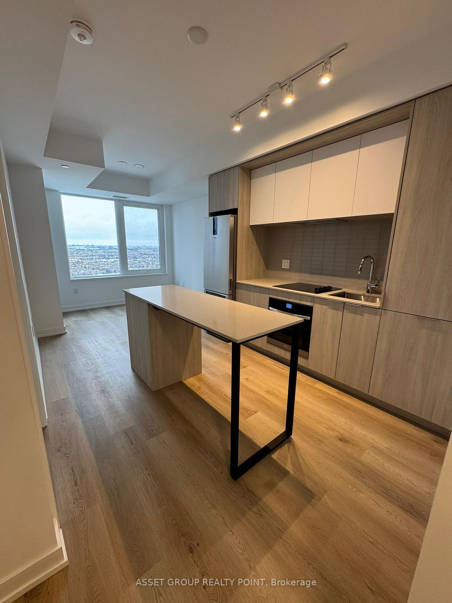 395-square-one-drive-mississauga-ontario-w12659906