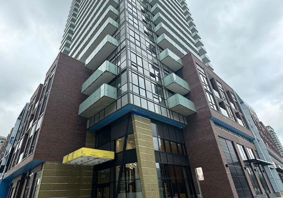 4130-parkside-village-drive-mississauga-ontario-w12660256