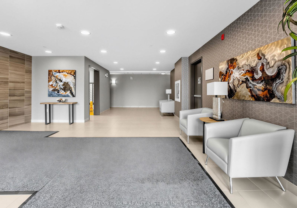 5020-corporate-drive-burlington-ontario-w12660372