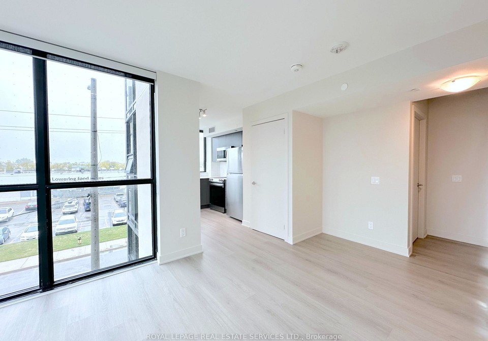 3385-dundas-street-w-toronto-ontario-w12660714