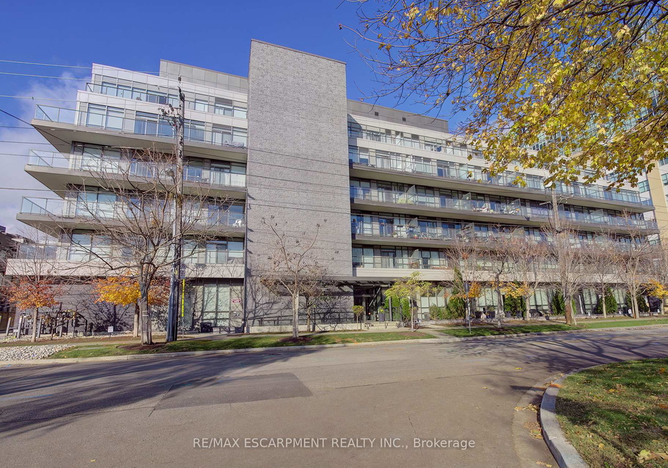 8-fieldway-road-etobicoke-ontario-w12661034