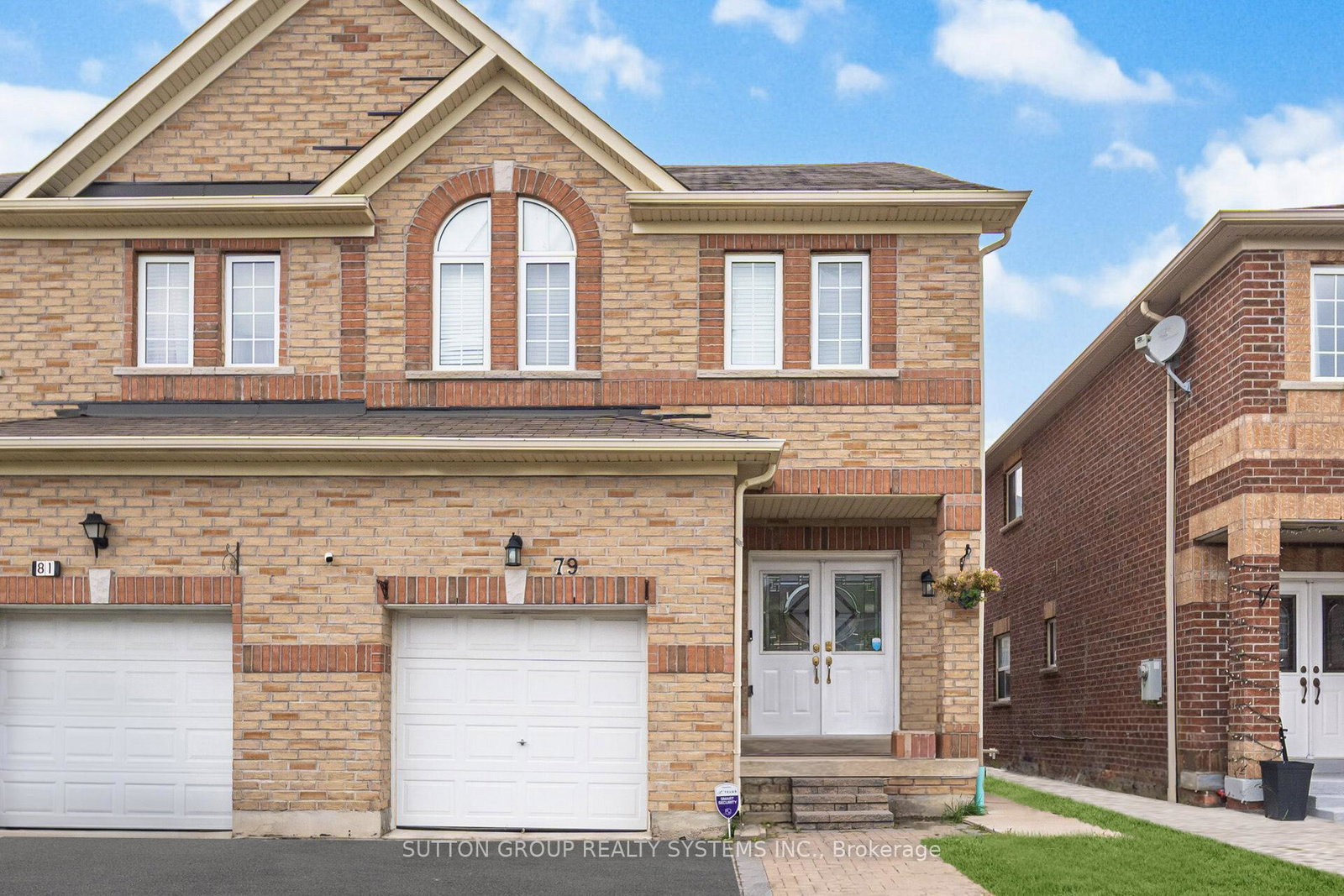 79-footbridge-crescent-brampton-ontario-w12661092