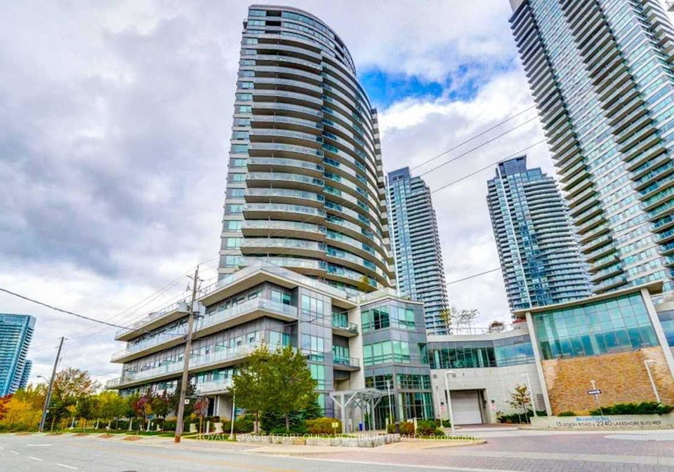 15-legion-road-etobicoke-ontario-w12661168