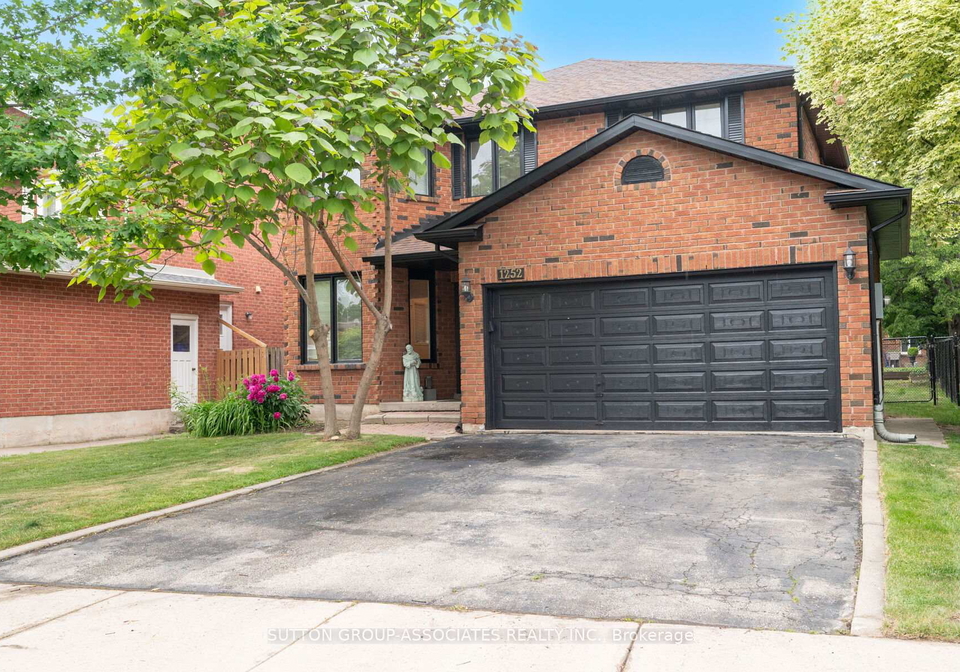 1252-greenwood-crescent-oakville-ontario-w12661248