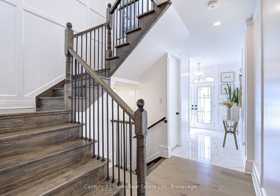 517-kennedy-circle-w-milton-ontario-w12661420