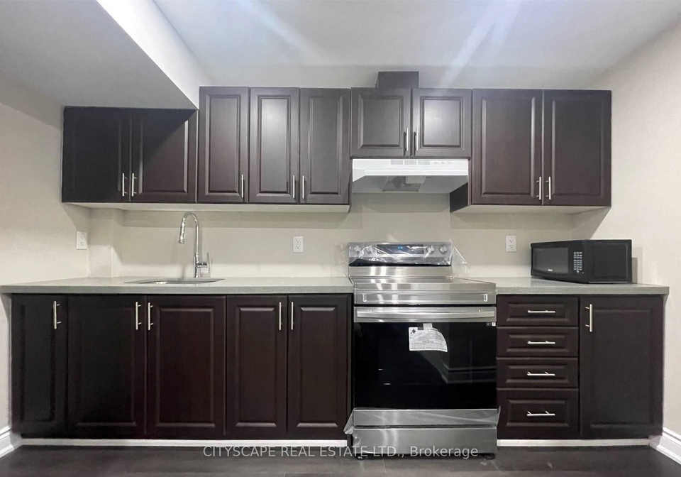 94-beachville-circle-brampton-ontario-w12661496