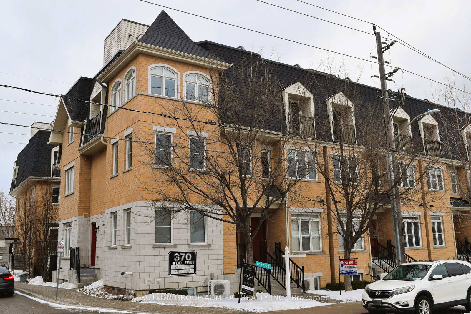 370-hopewell-avenue-north-york-ontario-w12661954