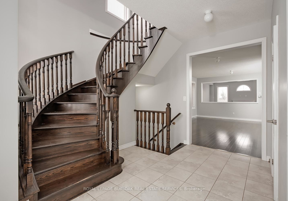 2105-falling-green-drive-oakville-ontario-w12662056