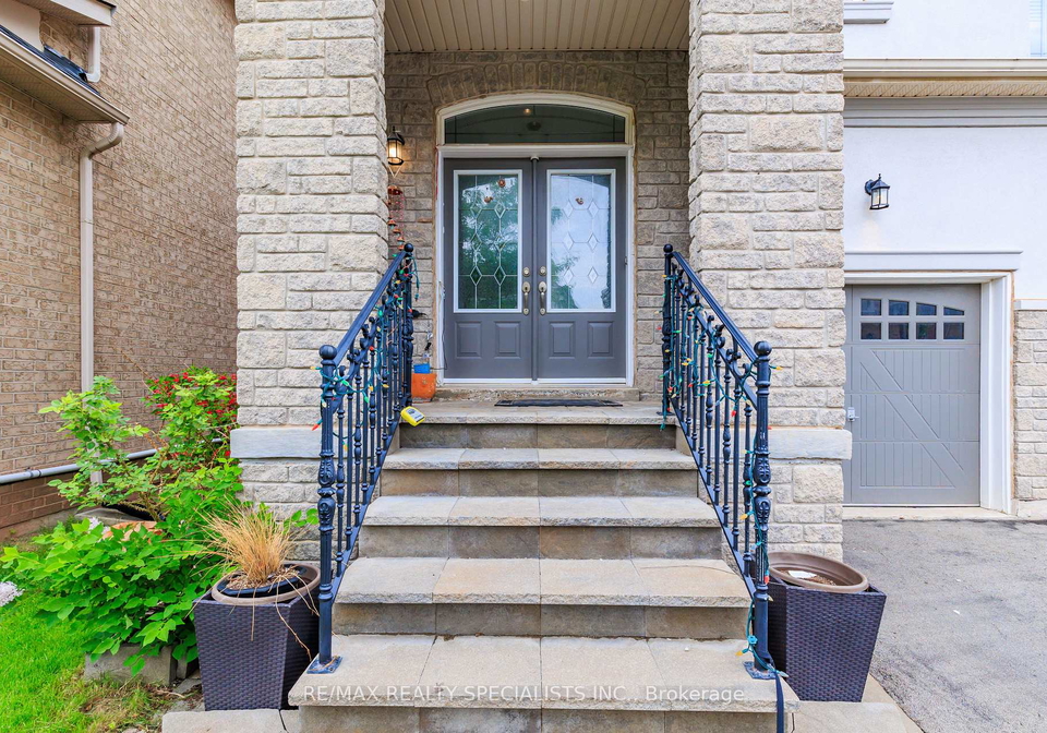 1256-jezero-crescent-oakville-ontario-w12662134