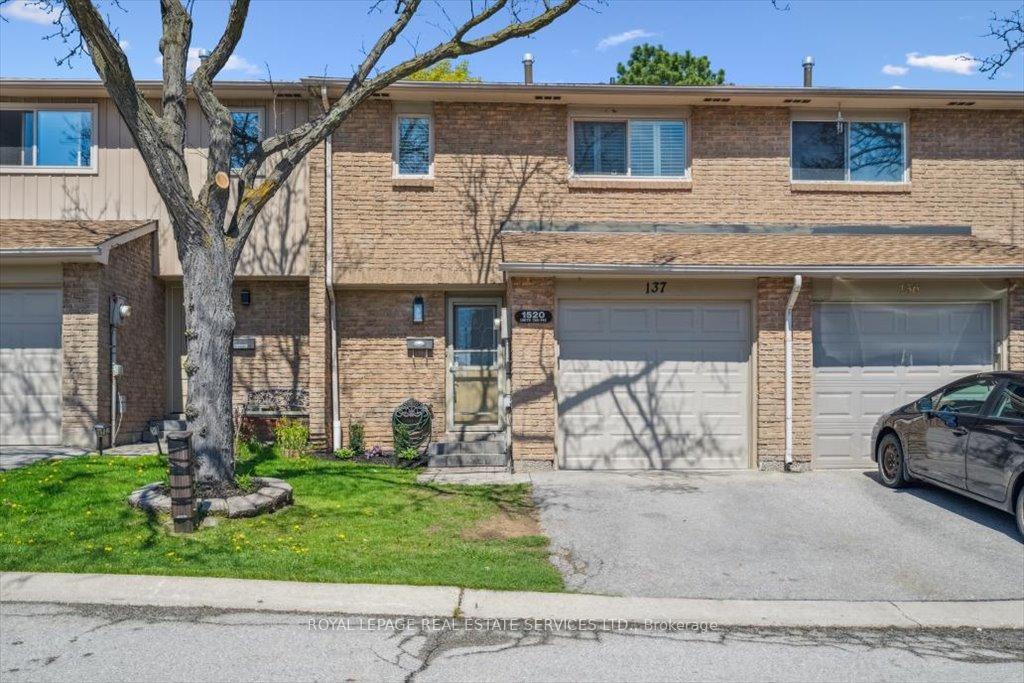 1520-lancaster-drive-oakville-ontario-w12662388