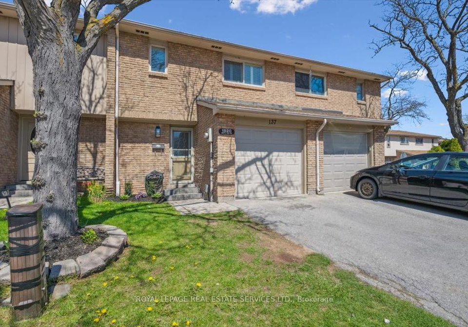 1520-lancaster-drive-oakville-ontario-w12662388