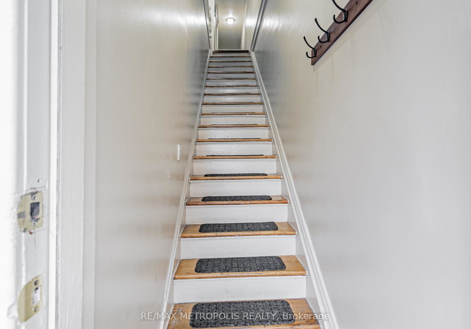 2229a-dundas-street-w-toronto-ontario-w12662658