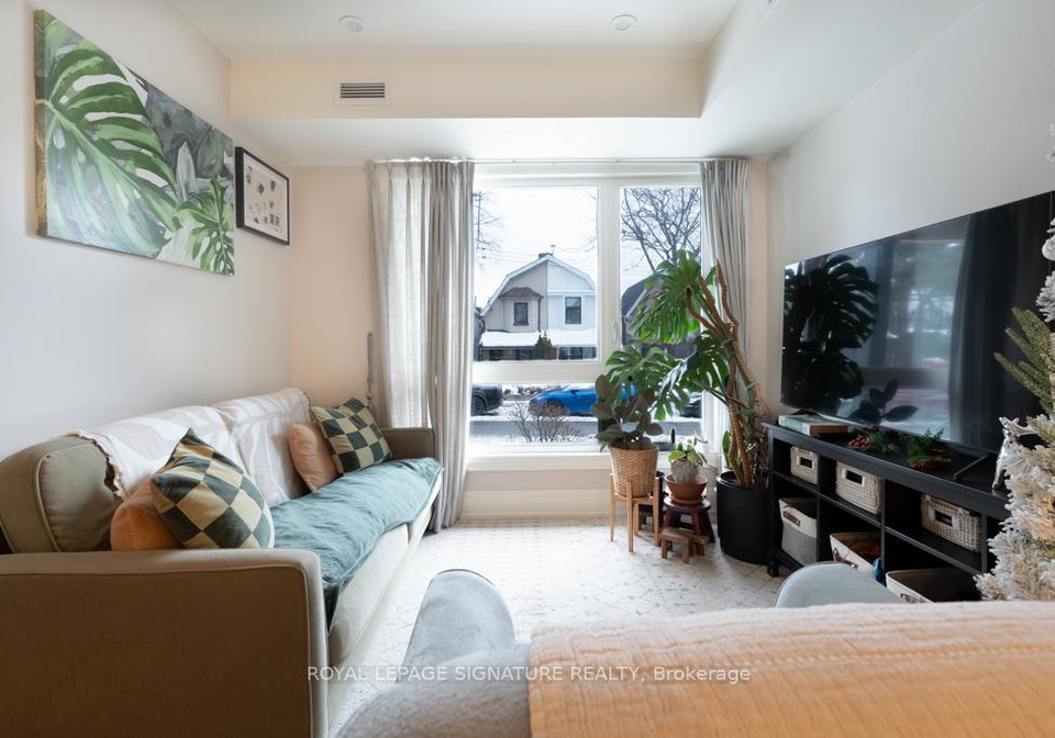 398-westmoreland-avenue-n-toronto-ontario-w12662680