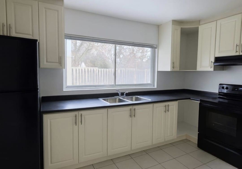21-lexington-avenue-etobicoke-ontario-w12662706