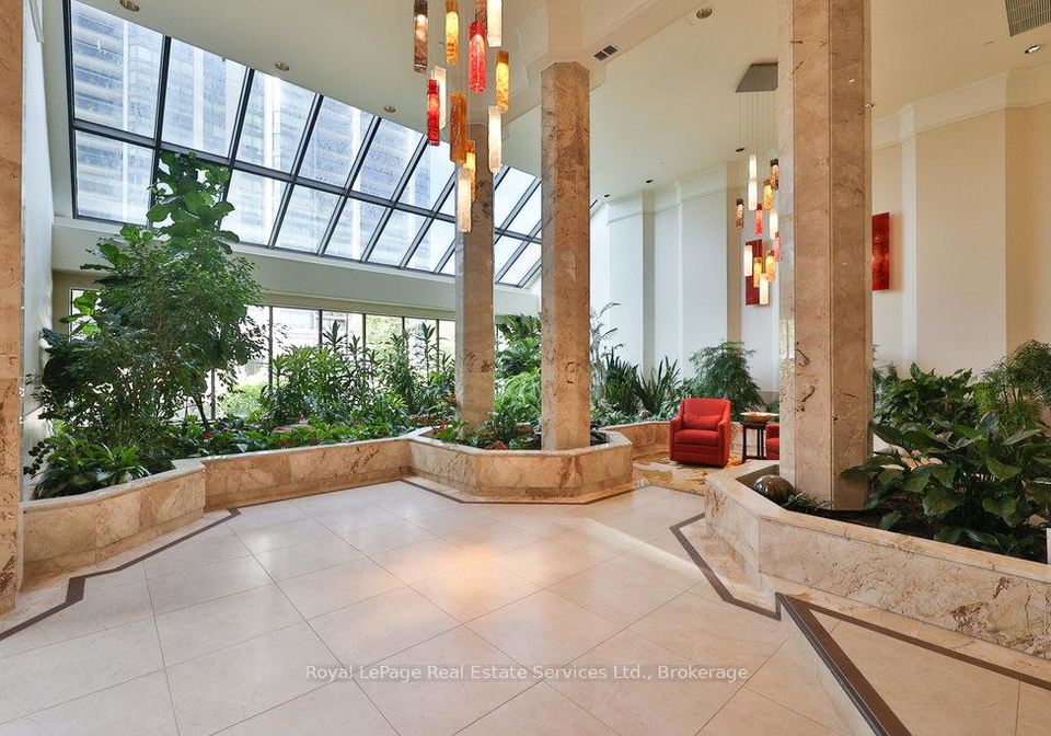 2170-marine-drive-oakville-ontario-w12662784
